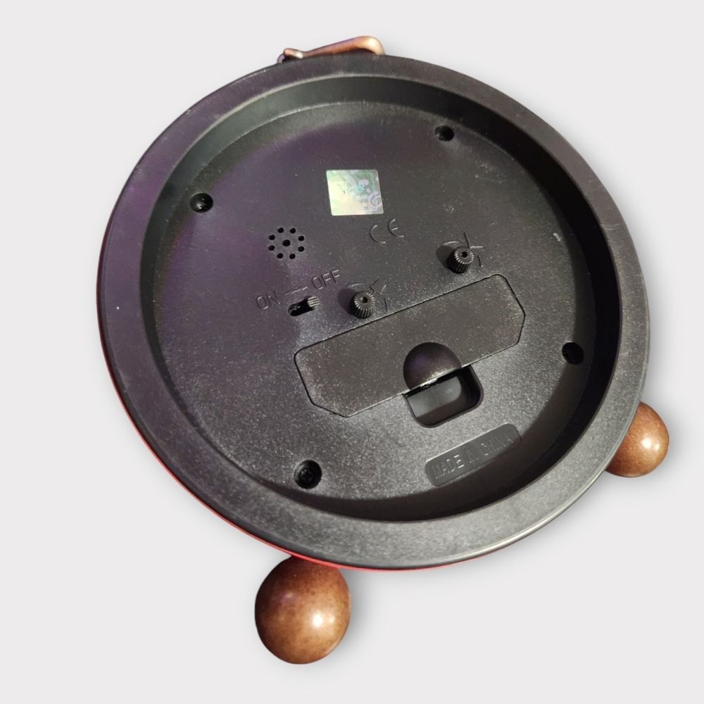 Digo Luxury Royalty 1890 Tabletop Alarm Clock - Picture 6 of 6